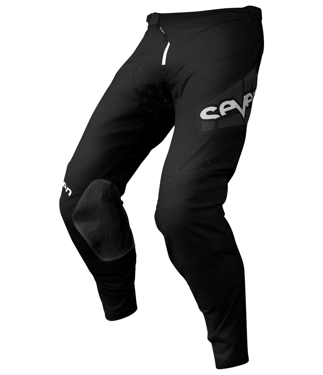 gia pants marno ブラック1 2330065-001_1200x1200.jpg?v=